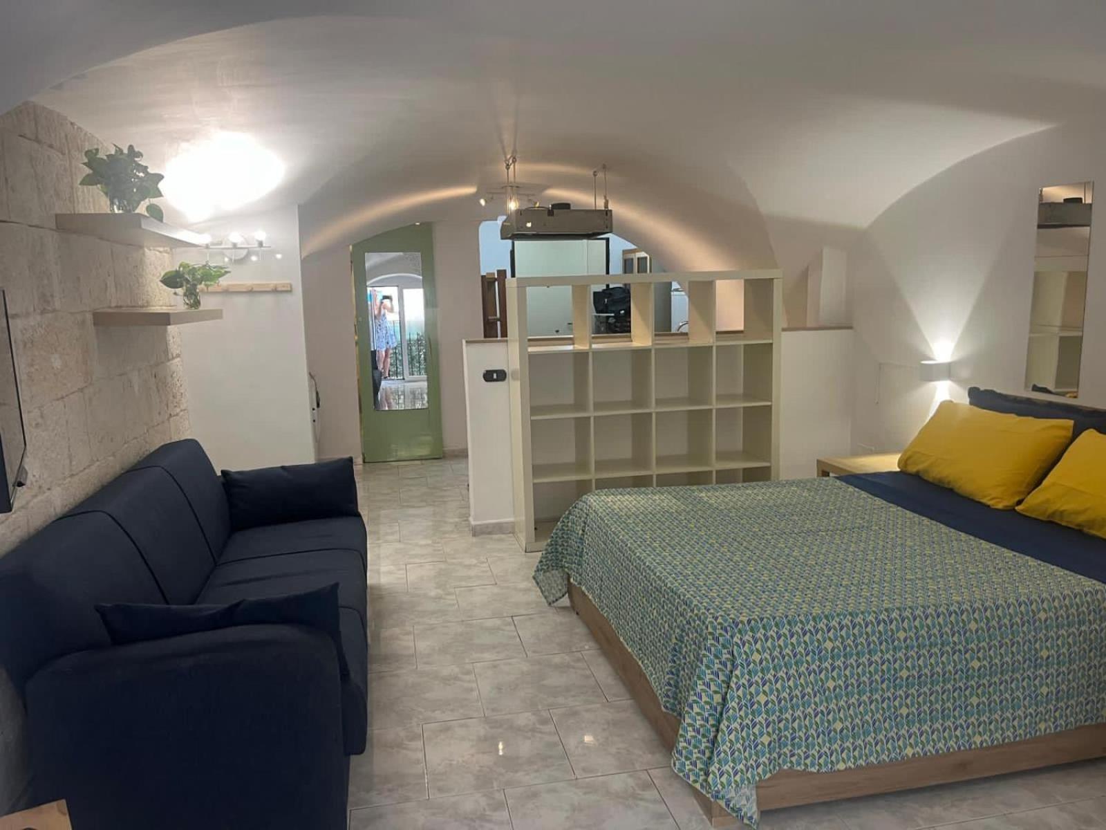 La Maison Des Voyageurs Bari Bagian luar foto